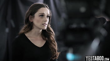 Cunning horny boyfriend asks gf's stepdad for ransom by fucking her on tape