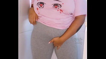 Bbw ebony peeing on leggings