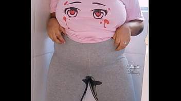 Bbw ebony peeing on leggings