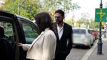 Home alone adulteress hottie peachy alice gets all holes slammed by her driver gp3191