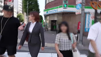 パート1 今回はよく喋ってよく笑う愛嬌バツグン激モテ女子、あずさん26歳が登場。