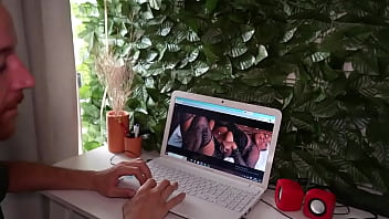 Gêmeos Transando Gostoso Com A Novinha Vendada Twins Having Good Sex With The Blindfolded Girl #twinsbrothers #twinscu thumbnail