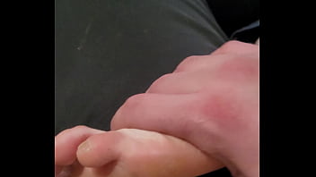 After a foot massage my stepsister wanted to take my dick to her mouth she love my dick cum in her mouth