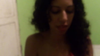 Jade cristal rj no quarto verde com comedor