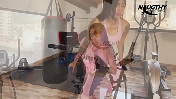 I take pictures in the gym and end up masturbating