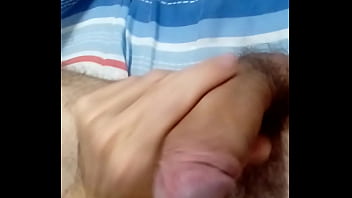 Cabeludo gato punheta de close