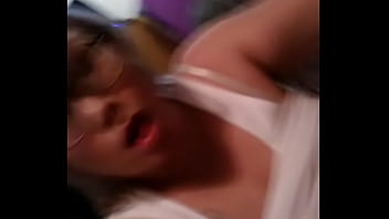 No skye clip with vibrating toy