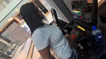 Academia da suada tesuda e gozando gostoso