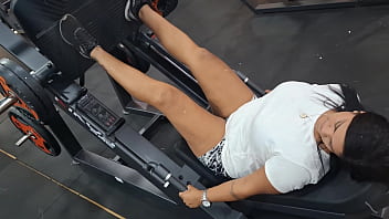 Academia da suada tesuda e gozando gostoso