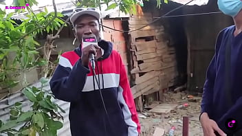 Anhela y sueña con ser cantante de música champeta