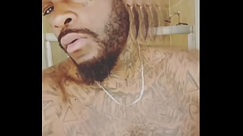 Youngstarbrazy vs nubrazy