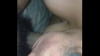 La verdad que si juega con la bombilla