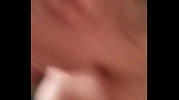 She cant deep throat