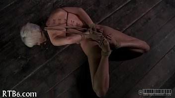 Upside down chick gives blowjob