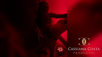 Muito sexo na frente dos outros