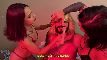 Teacher likes to give ass and suck cock but is afraid of male students so he does it with female students