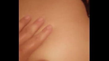 Metiéndole toda mi berga en su culo