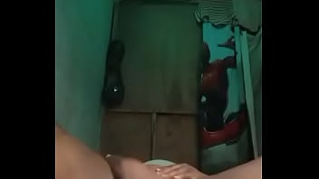 I catch my stepmother fingering her fat pussy so i helped her