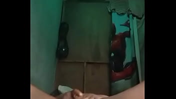 I catch my stepmother fingering her fat pussy so i helped her