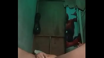 I catch my stepmother fingering her fat pussy so i helped her