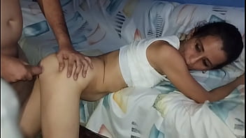 Mi amigo me prestó su novia y la puse a recibir verga sin condón Mi amigo me prestó su novia y la puse a recibir verga sin condón
