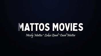 Meu lesbo molhado com a anny se contorce enquanto chupo seu clitóris