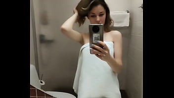 домработница будет сосать