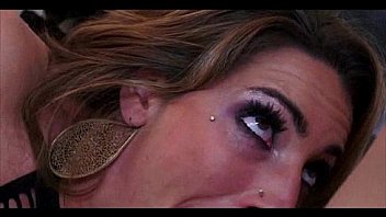 Squirting Pussies 0818 thumbnail