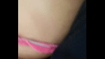 Masajista se pone muy caliente cuando ve enorme culo y dejo que me lo folle