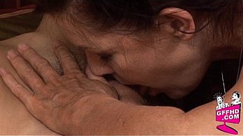 Girls who eat pussy 0286