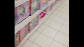 Nouvelle vidéo disponible sur mon profil magic barbie ep 1 "la vendeuse t'