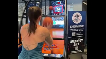 I know my way around some balls