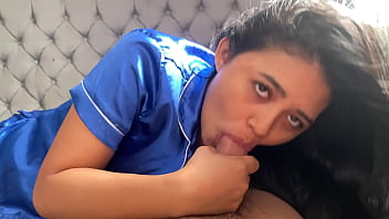 Dame tu semen de desayuno hermanastro