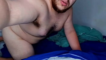 Gordinho Acha Caminhoneiro Do Pau Grosso No Posto De Gasolina E Leva Pra Mamar E Sentar Parte 3 thumbnail