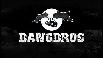 Amateur blonde has perfect hands to jerk off a cock