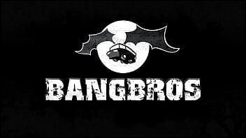 Amateur blonde has perfect hands to jerk off a cock