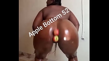 Big ass with fruit innit
