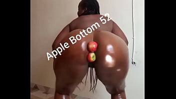 Big ass with fruit innit
