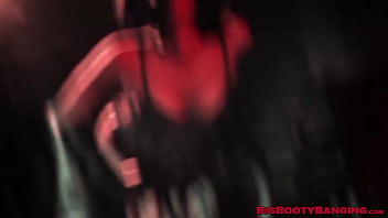 Glamcore babe screwed from behind