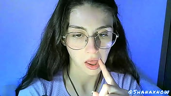 Live fetish play snots & nose