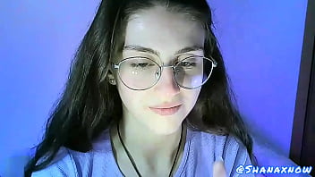 Live fetish play snots & nose