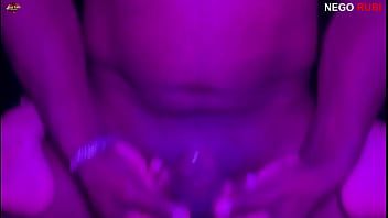 Fiz a belinha de putinha com a coleira no pescoço safada milf aguentando 24cm dentro dela