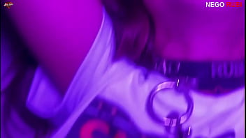 Fiz a belinha de putinha com a coleira no pescoço safada milf aguentando 24cm dentro dela