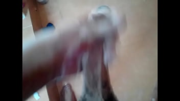 Alguien que quiera desenjabonarla