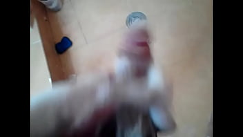 Alguien que quiera desenjabonarla