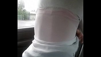 London morals shows off bubble butt