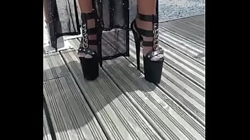 Tu aimes cette tenue je l’ai mis lors d’une soirée au cap