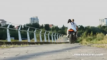 Bloom lambie the reunion