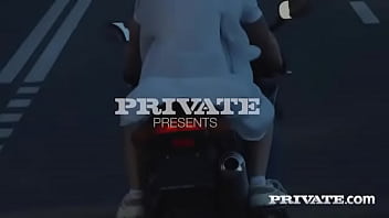 Bloom lambie the reunion