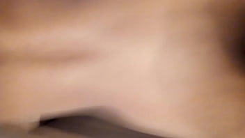 Pretinha gostosa dando pro seu macho